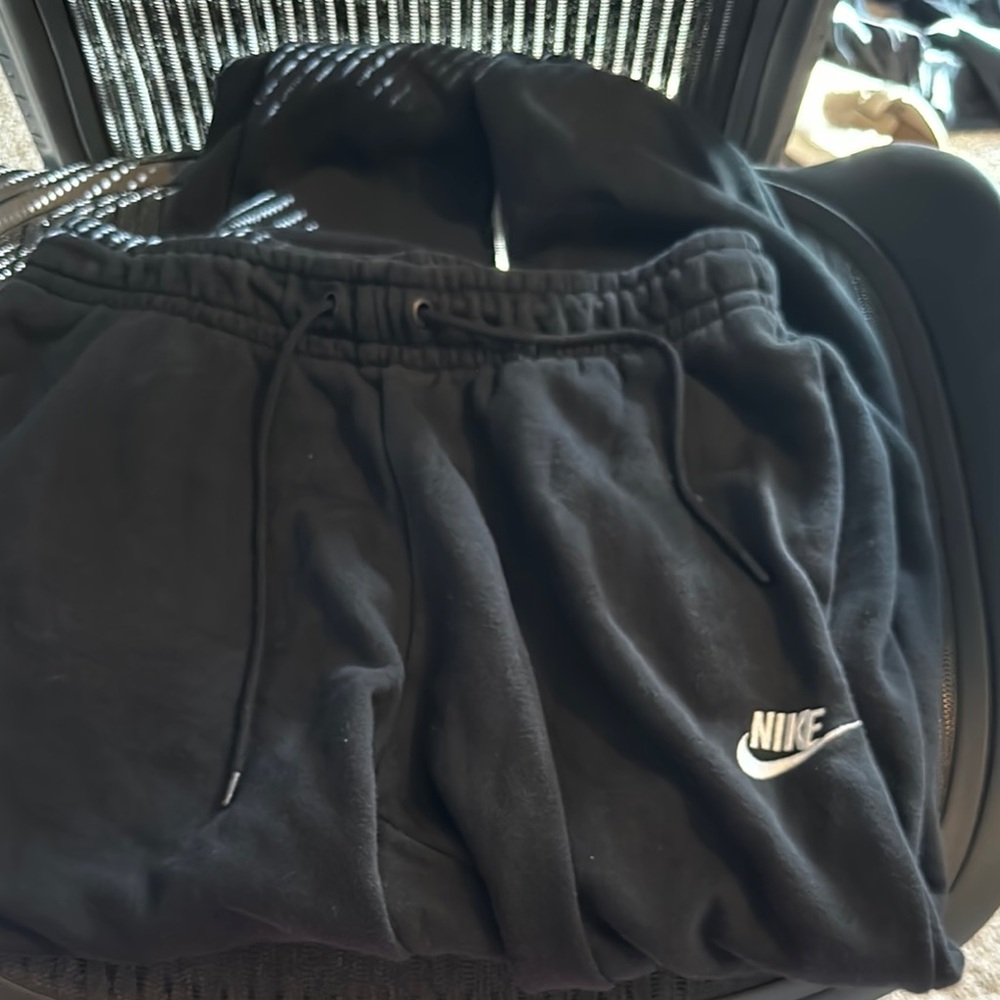 Nike Kids Black Sweatpants